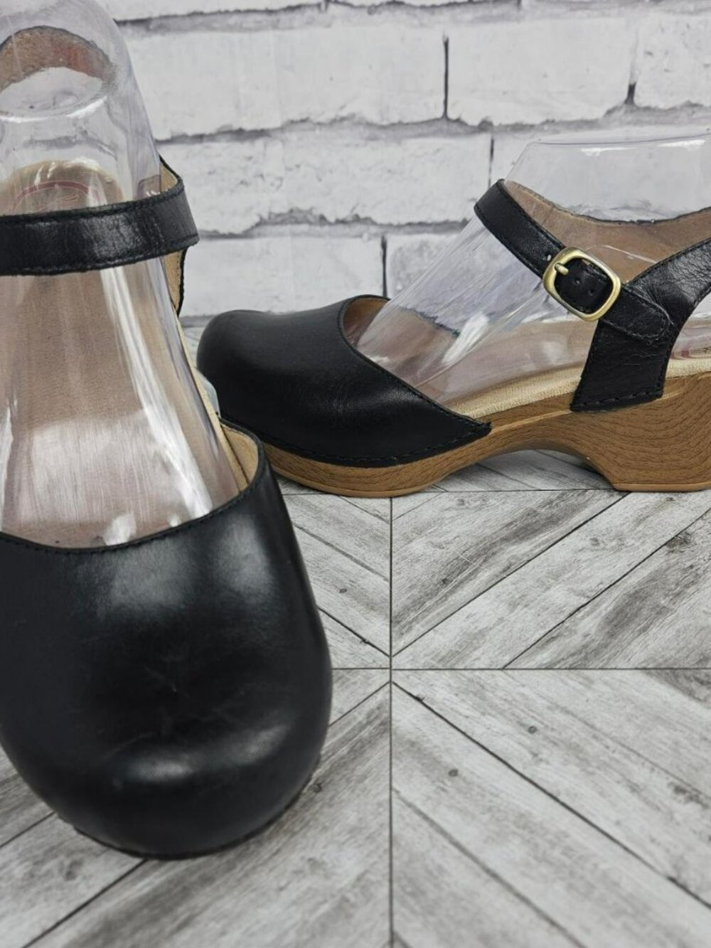 Dansko Black Leather Mary Jane Clog Shoes Womens 39 US 8.5 Platform Buckle Retro